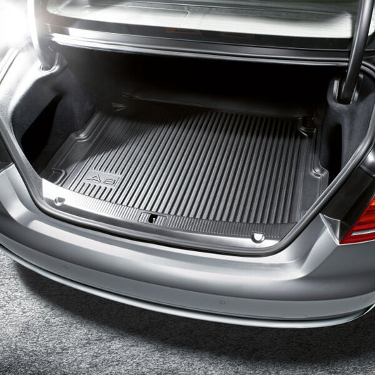 Alfombra Hule Para Baul Audi A8 4H