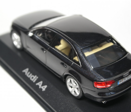 Carro A Escala 1:43 Audi A4 Phantom Black